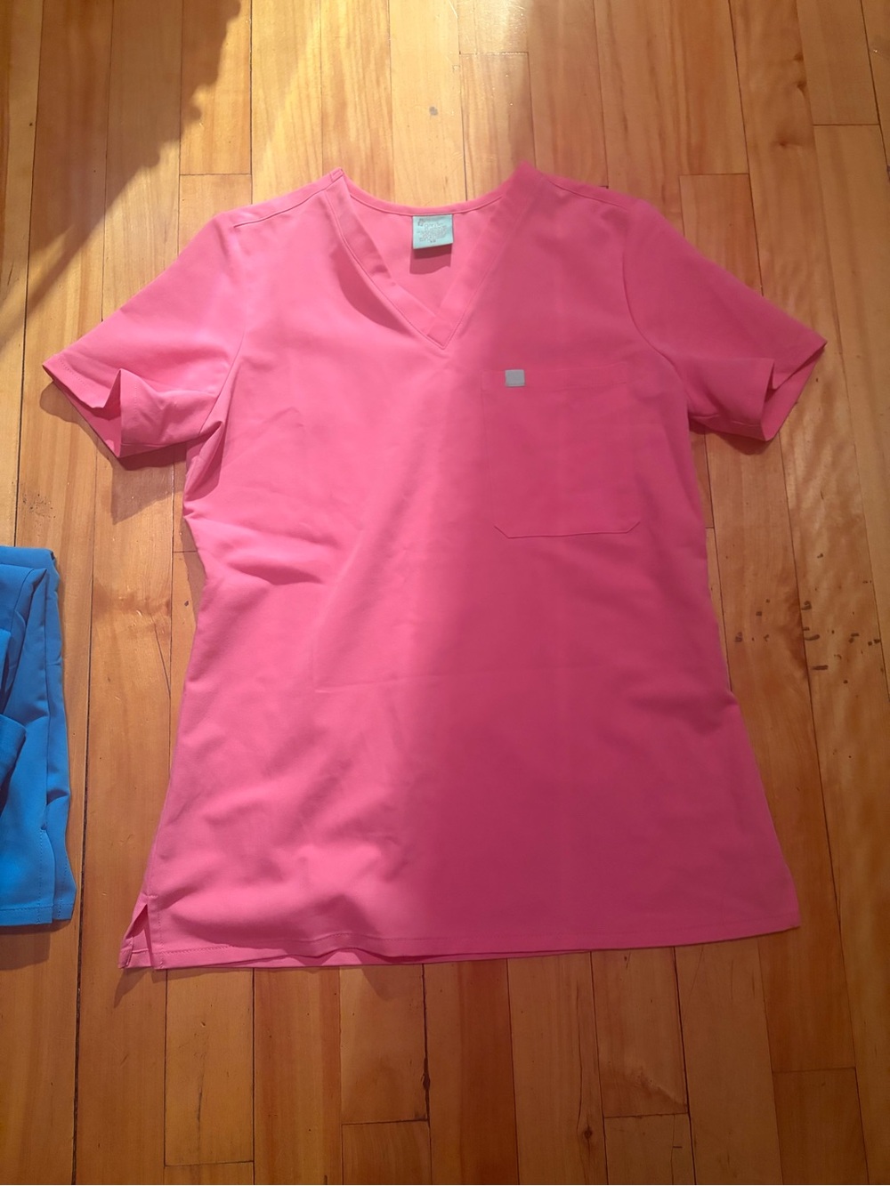 Garde malade bubble pink top scrub (xs)